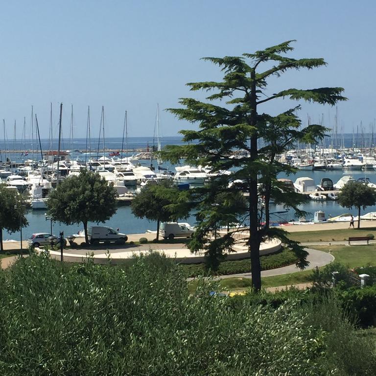 Seafront Apartment Jadri Умаг Екстериор снимка